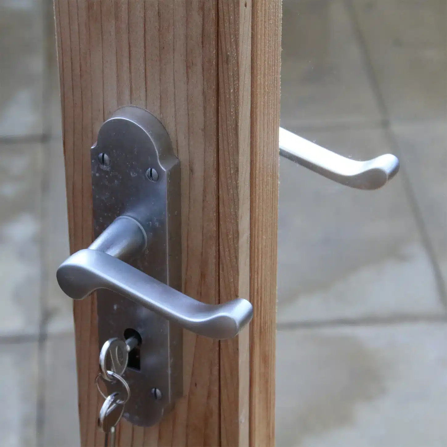 21883 lockable door17-08-2023-13-50-45